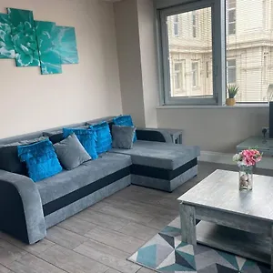 Beautiful Very Close To The Beach Apartment Brighton